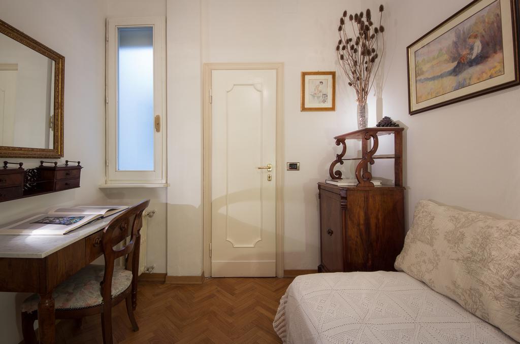 Ponte Vecchio Terrace Apartment Флоренция Стая снимка