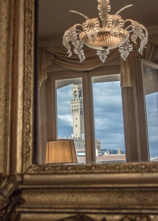 Ponte Vecchio Terrace Apartment Флоренция Стая снимка